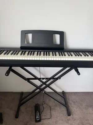 Roland FP-10 Digitalklavier