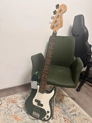Squirt Precision Bass by Fender (Fixpreis)