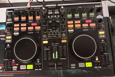 DJ Controller Denon MC 3000