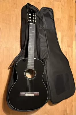 Yamaha C40 BL Konzertgitarre (inkl. Beilagen)