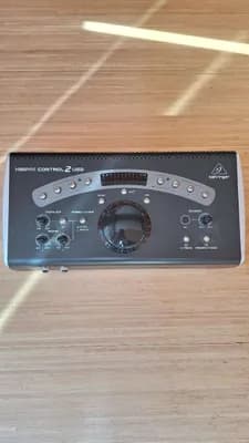 Behringer Control2USB