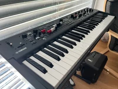 Yamaha YC61 Live Keyboard / Orgel