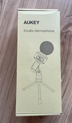 AUKEY MI-W1 Studio Mikrofon - neu/ unbenützt mit OVP
