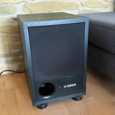 Yamaha SW10 Subwoofer 10"