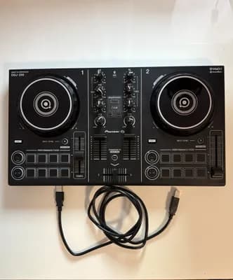 Pioneer DDJ-200 inkl. USB-Kabel