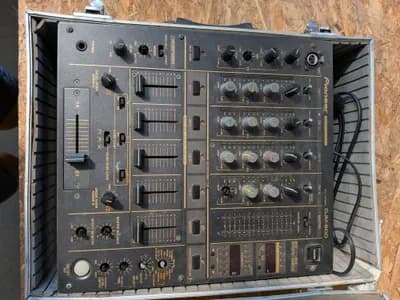 Pioneer DJM 600