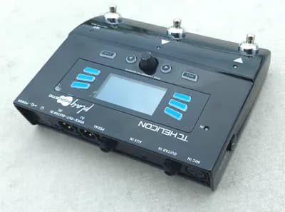 TC Helicon Play Acoustic - für Akustikgitarre, Stimme, Looper