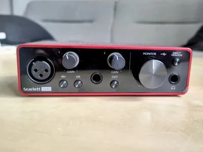 Focusrite Scarlett Solo 3rd Gen USB-Audiointerface / externe Soundkarte