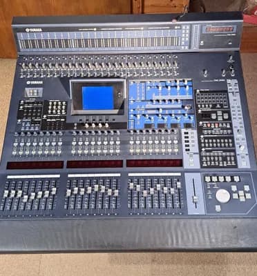 Mischpult Digital Yamaha DM2000