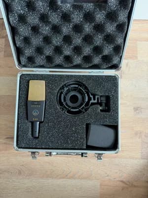 AKG C414 in neuwertigem Zustand