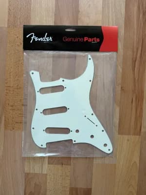 Original Fender Stratocaster Pickguard SSS