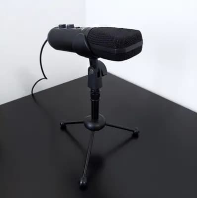 Tascam TM-250U USB-Kondensatormikrofon - Top für Podcast, Streaming & Homestudio