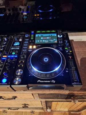 Pioneer CDJ2000NXS2