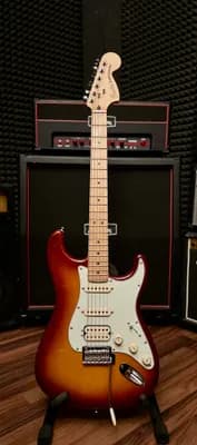 Fender Stratocaster Deluxe HSS Tabacco 2018 Burst *Neuwertig*