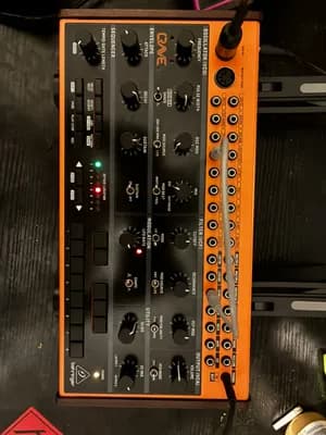 Behringer Crave - Analoger Synthesizer - 115 € VB