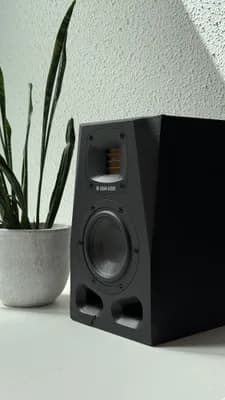 Adam A4V Studio Monitor