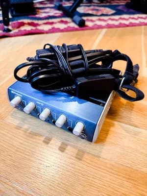 Presonus HP4 Headphone Amp 4-Kanal-Kopfhörer-Verstärker