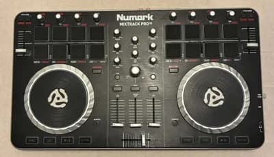 Numark Mixtrack Pro II DJ Controller - sehr guter Zustand