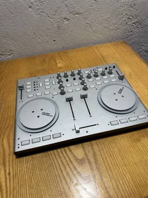 DJ Mixer Vestax vci 100