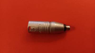 Professioneller Audio-Adapter der Marke Neutrik