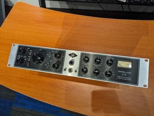 Universal Audio - 6176