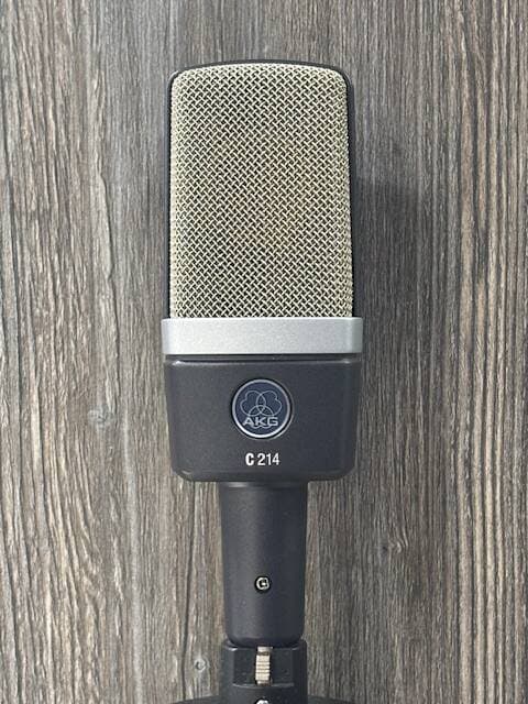 AKG - C214