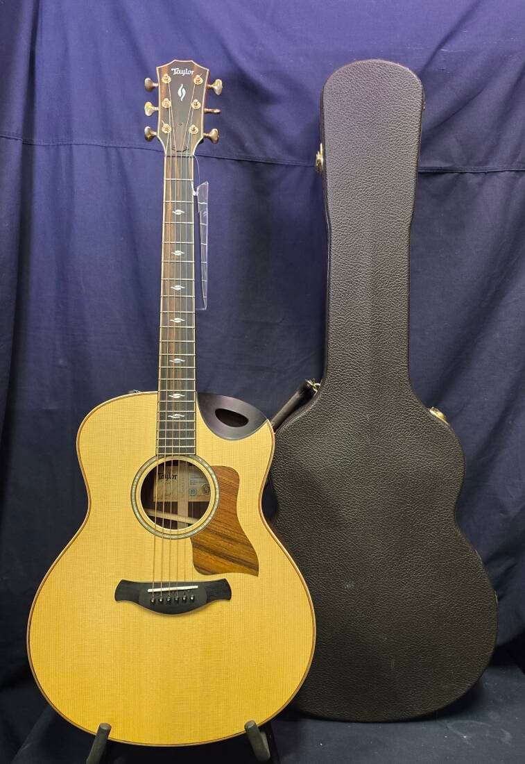 Taylor Guitars - 816CE Builders Edition