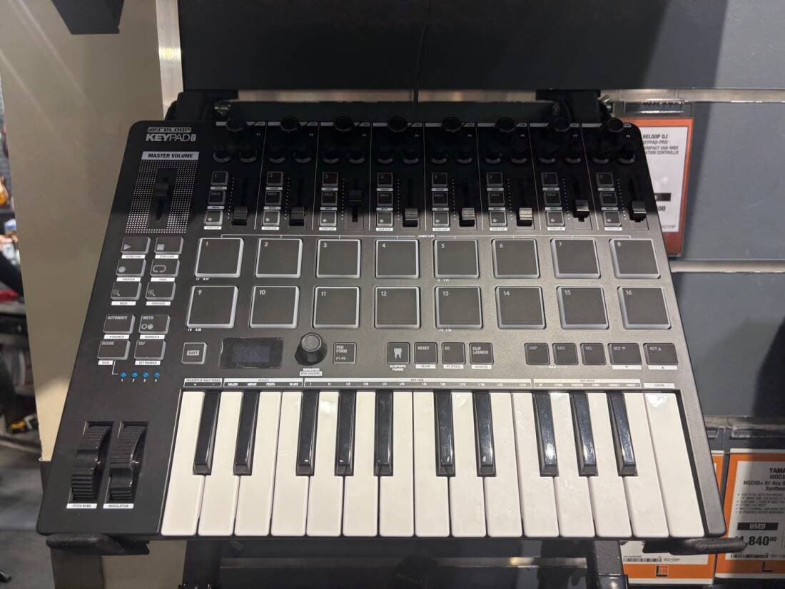 4 IN 1 COMPACT USB-MIDI WORKSTATION CONTROLLR