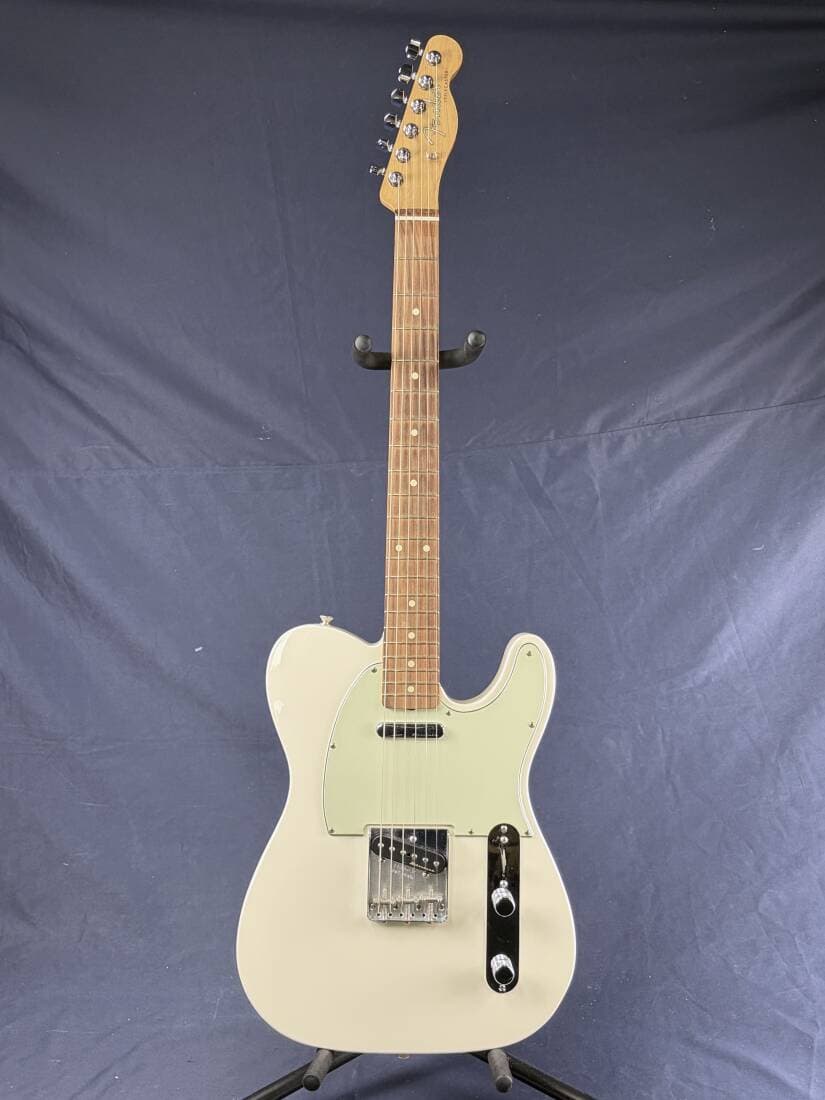 Fender - 013-1603-305