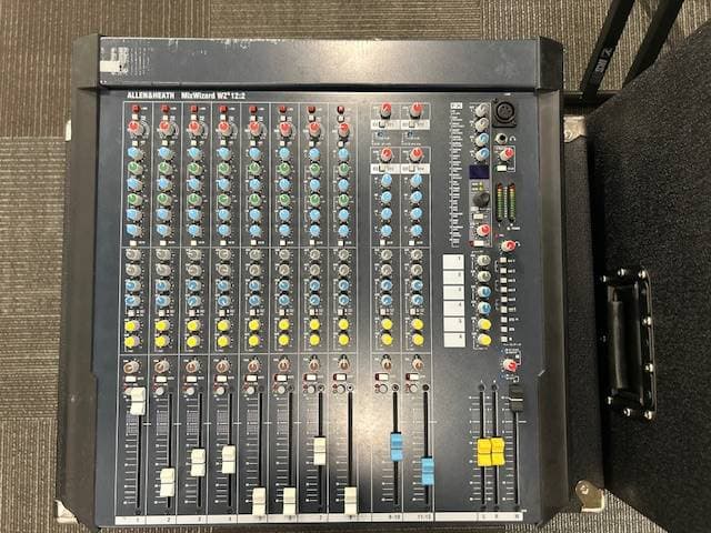 ALLEN & HEATH MIXWIZARD 8 MIC W/4 BAND EQ