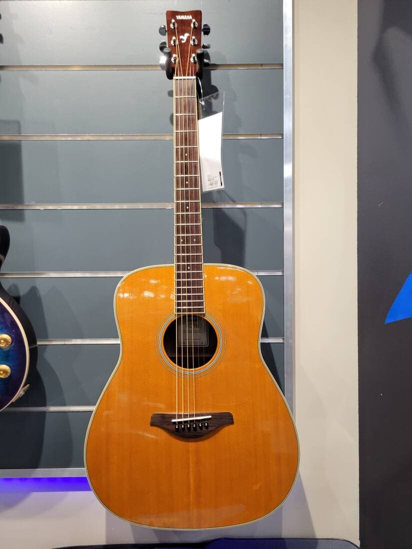 Yamaha - FGTA VT