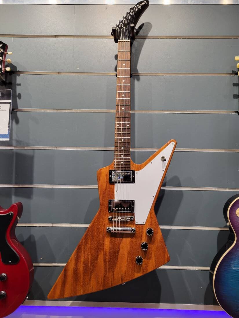 GIBSON EXPLORER ANTIQUE NATURAL