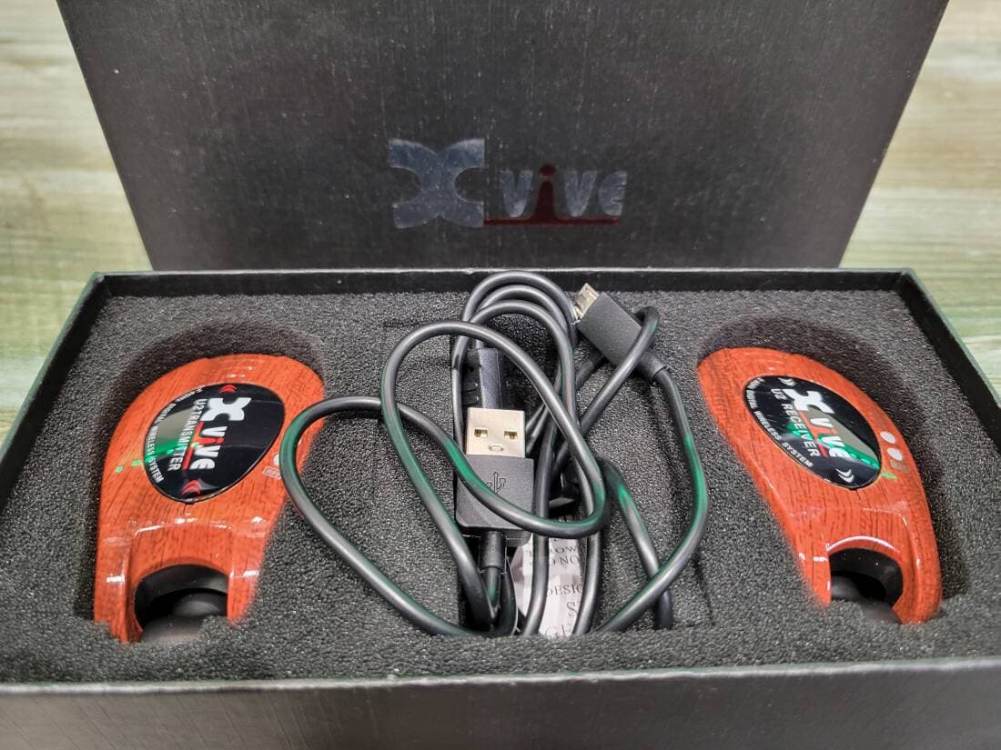 Xvive Audio - XVIVE-U2/WOOD