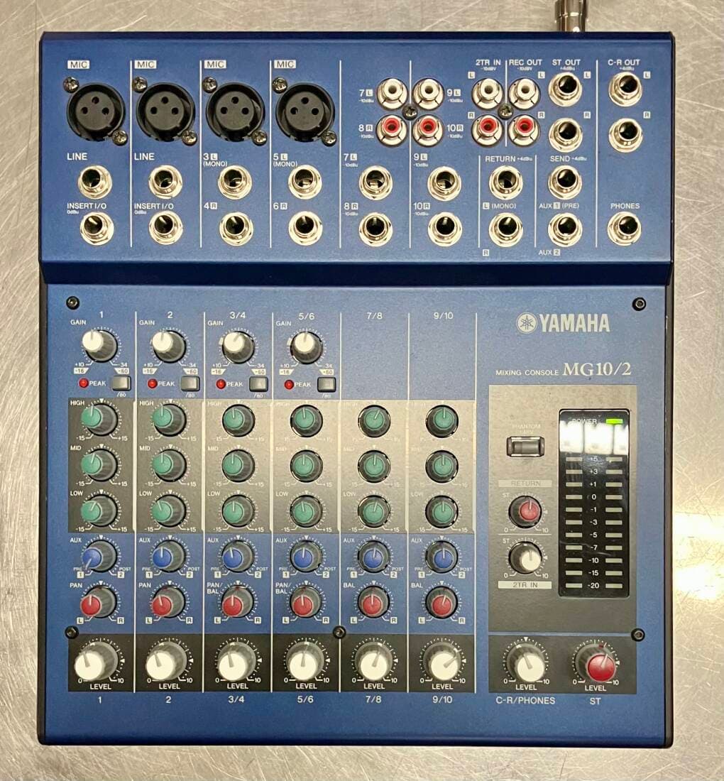 Yamaha MG10/2 mixer