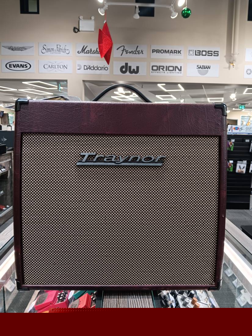 Traynor - YCV20 Wine Red