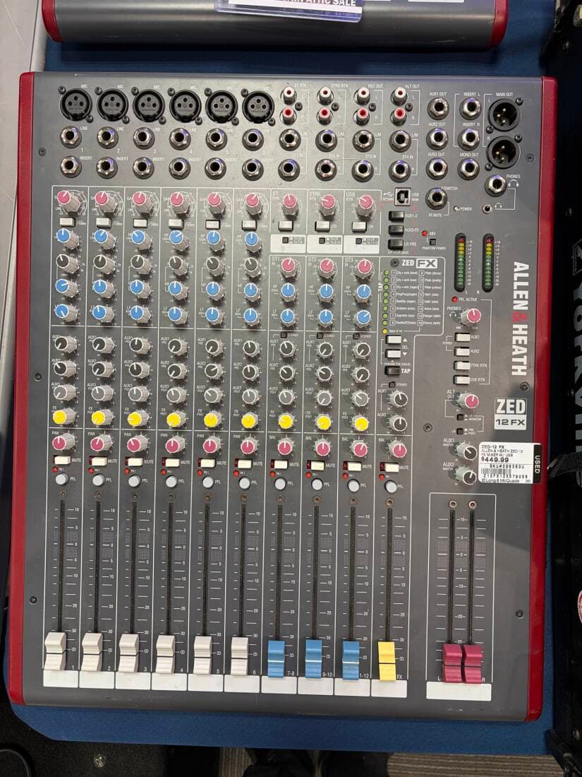 Allen & Heath - ZED-12 FX