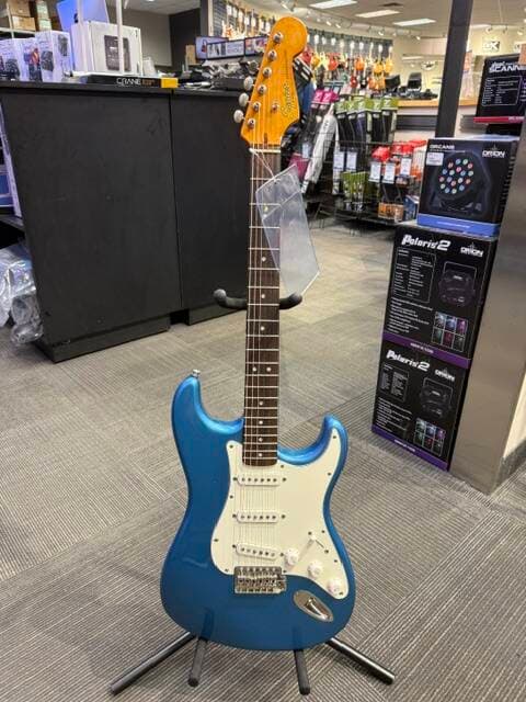 Squier - CLASSIC VIBE STRAT 60s