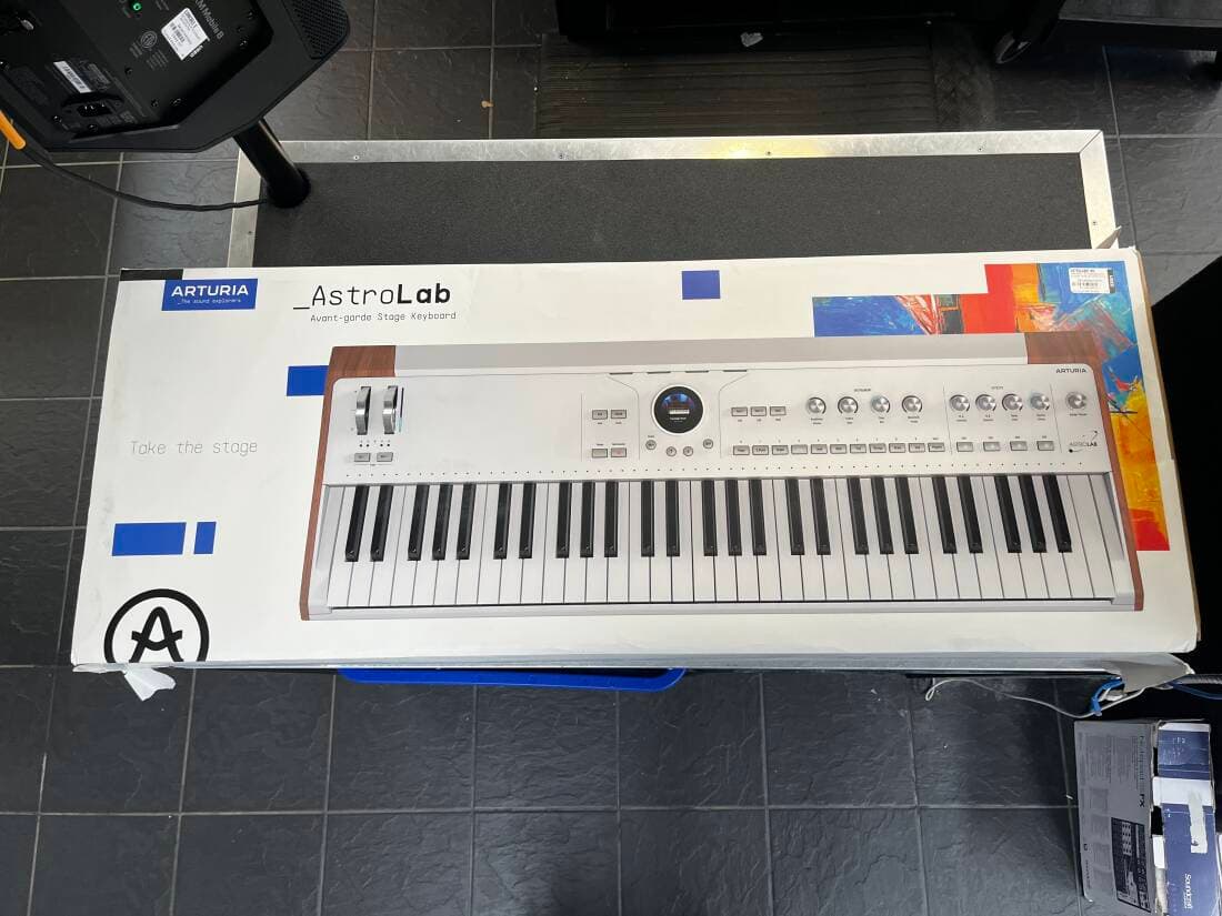 Arturia - ASTROLAB61 WH