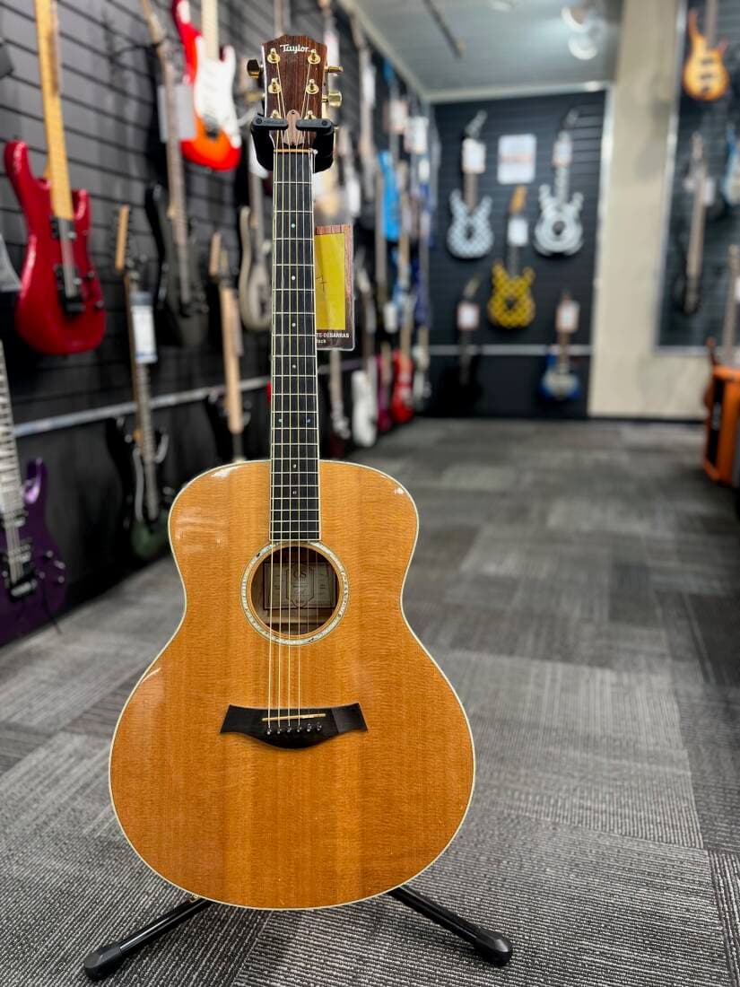 Taylor GS-6 Grand Symphony
