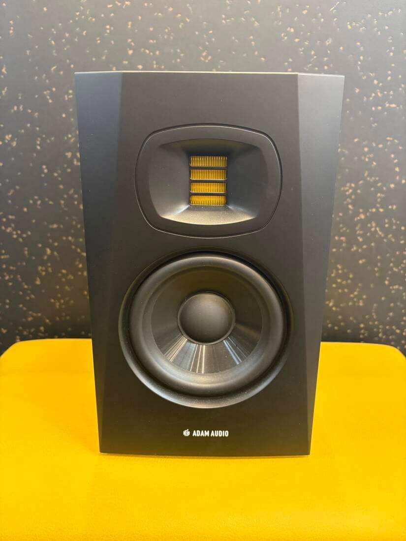 ADAM Audio - AD-T5V