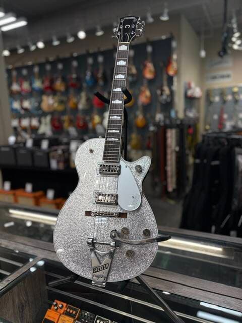 Gretsch Guitars - G6129T-89VS Vintage Select 89 Sparkle Jet with Bigsby, Rosewood Fingerboard - Silver Sparkle