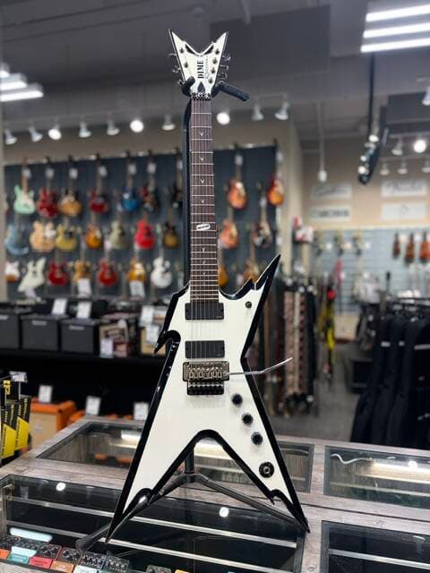 Dean Razorback 7 255 7-String Black and Metallic White