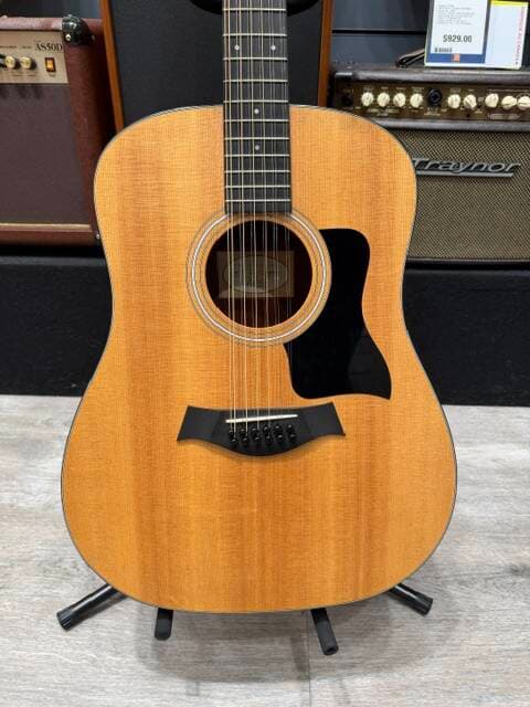 Taylor Guitars - 150E V1
