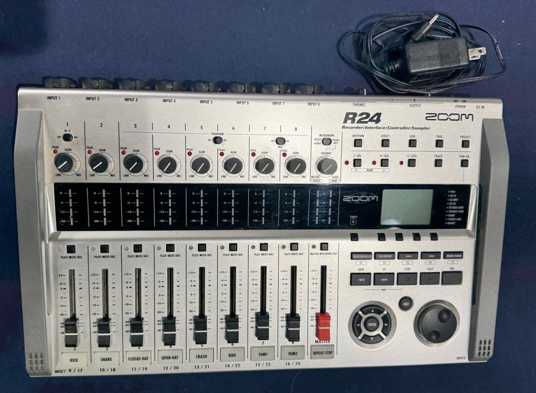 Zoom - SD Recorder/Interface/Controller