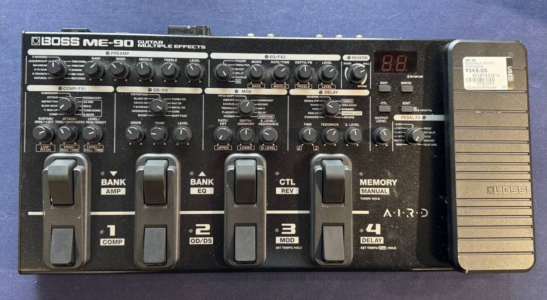 BOSS - ME-90