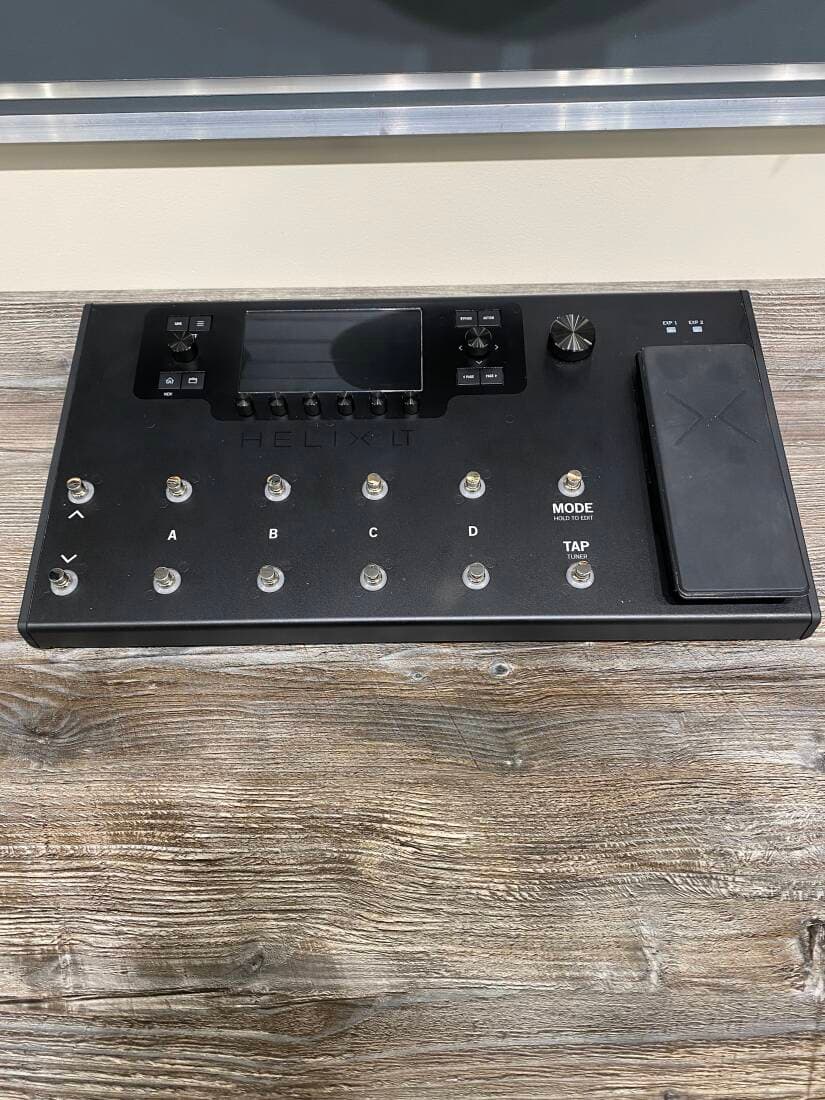 Line 6 - HELIX-LT WITH GIG BAG