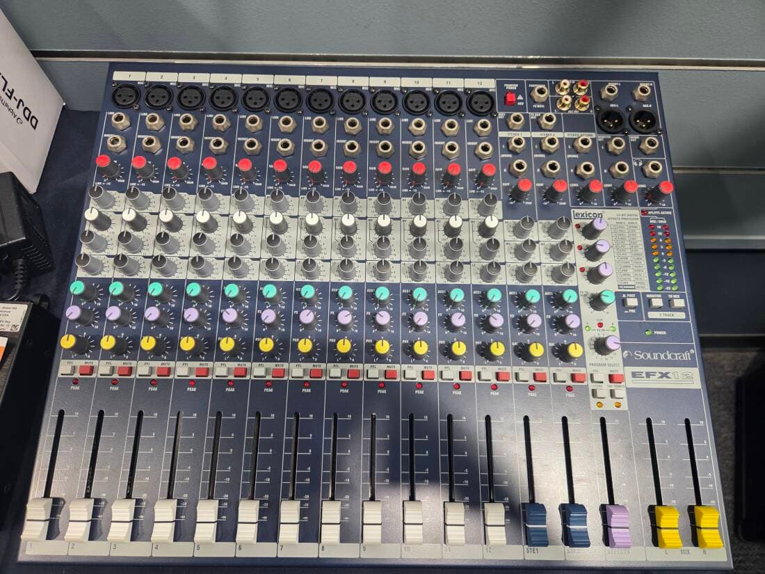Soundcraft - EFX12