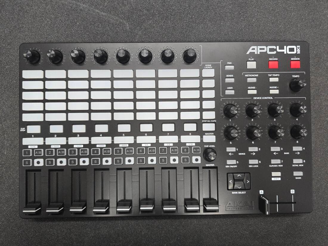 Akai - APC40 MKII