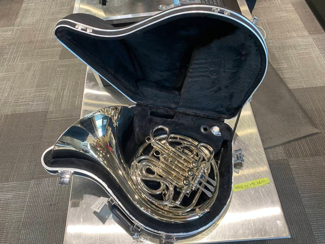 Holton Professional Double French Horn with Large Bell
