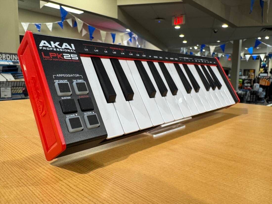 Akai - LPK25